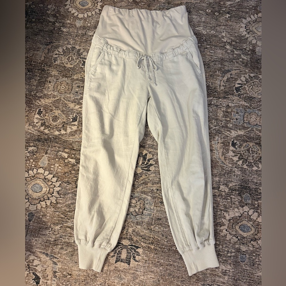 Gap maternity joggers